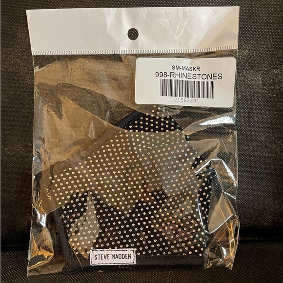 Steve Madden Accessories - Steve Madden Adult Cloth Mask ~ Black w/Rhinestones~New in Packaging